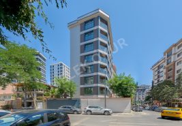BAĞDAT CADDESİ’NE YÜRÜME MESAFESİNDE 1+1 , TİCARİ KULLANIMA UYGUN